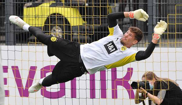 Gregor Kobel is the new number one in goal for BVB.