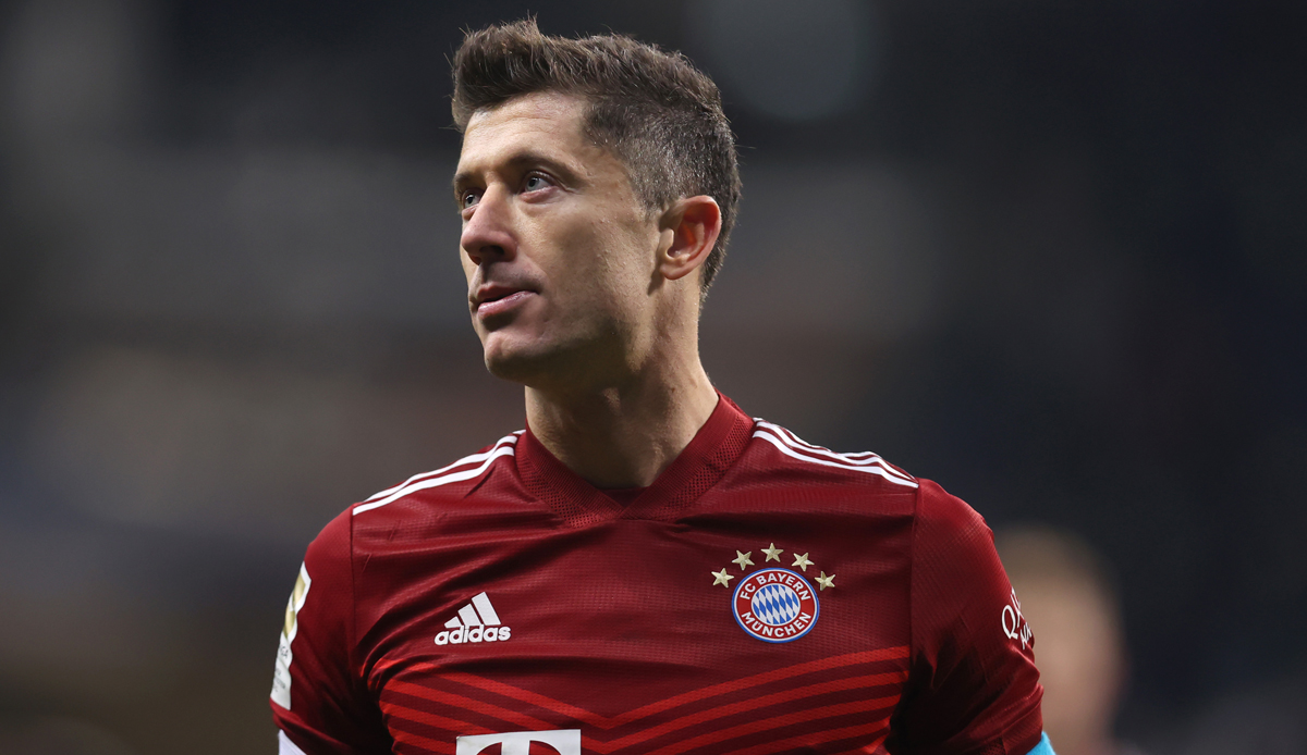 FC Bayern Munich reportedly conceded a higher transfer fee for Robert Lewandowski than expected